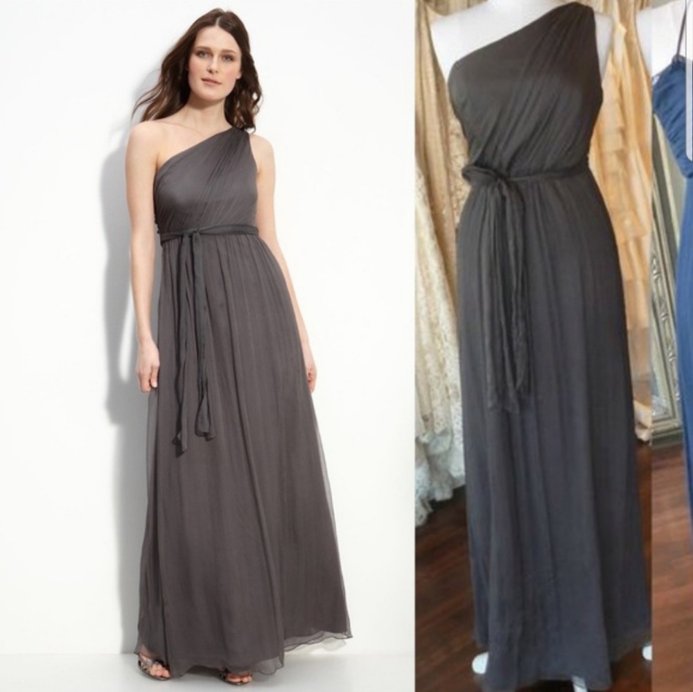 One shoulder gray gown